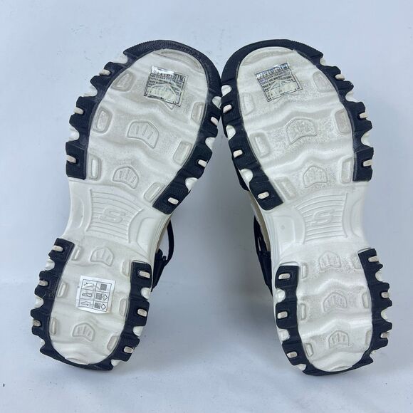 Skechers D'Lites w/ Yoga Foam | Black | Women's 7 - Picture 7 of 10